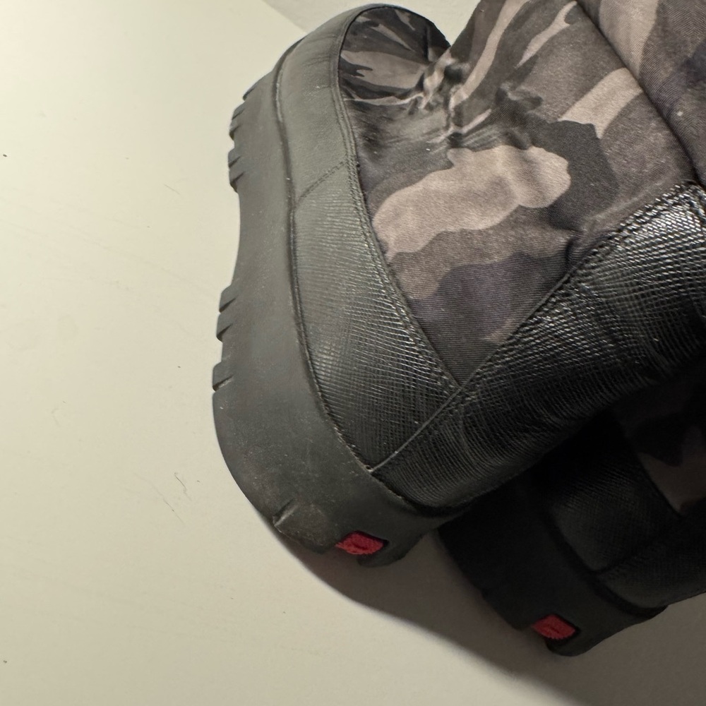 Prada Camouflage Boots - AUTHENTIC - Picture 4 of 9